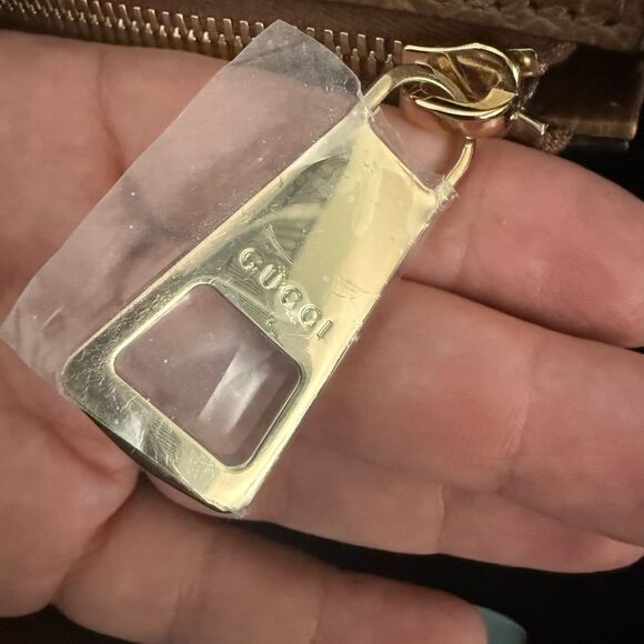 Brand new Gucci
GG Canvas Large Bree Hobo shoulder bag with dustbag - Picture 6 of 13